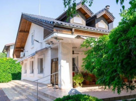 Casa deosebita teren 2800 mp cu piscina Otopeni Ferme