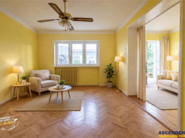 FILM:Apartament cu 4 camere,2 bai,2 balcoane,2 garaje,Targu