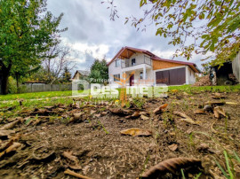 Casă individuală P+M 113 mp + garaj + beci 500 mp teren...