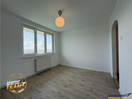 FILM Tur 3D! Apartament cu 2 camere, decomandat, Simeria, Sf