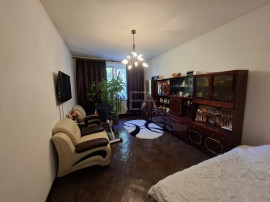 2 camere, decomandat , boxa, 68 mp, BLOC RUSESC-Orizont, Afi