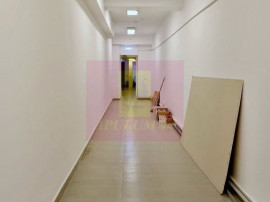Spațiu 106 mp | Intrare Separată + Toate Utilitățile ...