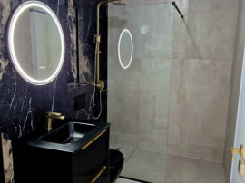 Apartament 2 camere 43 mp | balcon 5 mp | parcare | zona Bul