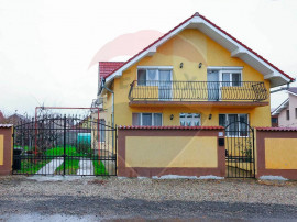 Casă / Vilă cu 5 camere de vânzare în Cartierul Nicol...
