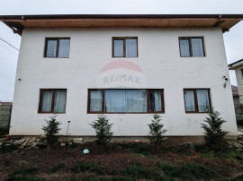 Casa / Vila cu 4 camere de vanzare in Comuna Berceni | Si...