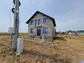 Vila de vânzare Zimandcuz sau schimb apartament Alfa