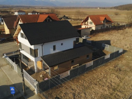 Casa de vanzare in Sibiu - proprietate individuala - 2 locur