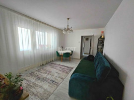 Apartament 3 camere-etajul 2-67mp-Podu Ros-Palas Mall