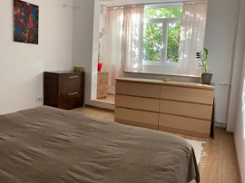 Apartament de 4 camere, decomandat – Zona Brancoveanu, ide