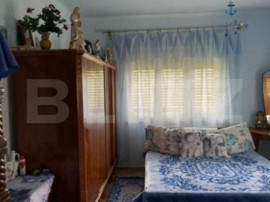 Casa de vanzare, cu 6 camere, 218,44 mp, zona Tasnad