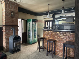 Spațiu comercial de 100mp de &icirc;nchiriat