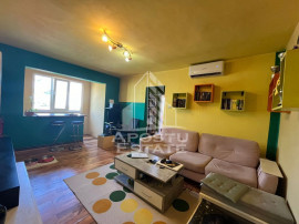 Apartament cu 4 camere, centrala proprie, zona Spitalul J...