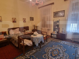 Apartament de vanzare, cu 2 camere, 82 mp, zona ultracentral