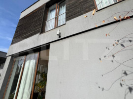 Casă pe o stradă privată &icirc;n Făget cu teren și panoram?