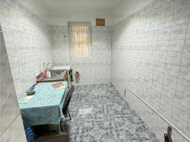 Apartament 2 camere, decomandat - zona Astra/Berzei