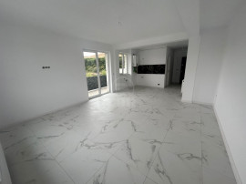 Apartament 2 camere,finisat,zona Lacului