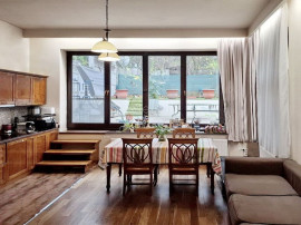 Amplasament Central Suprafata Generoasa