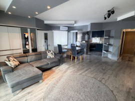 Apartament 3 camere spațios, renovat recent | Centrul Civic