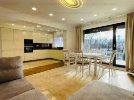 Apartament cu 2 camere, semidecomandat - zona Bartolomeu