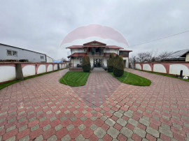 Casă / Vilă cu 5 camere de v&acirc;nzare