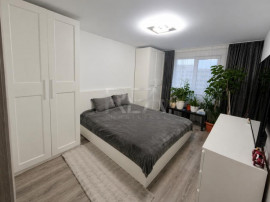3 camere Colentina decomandat, centrală, inst. schimb., par