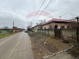 Casă / Vilă cu 3 camere de v&acirc;nzare