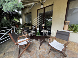 Casă cochetă cu grădină superbă și garaj | 624 mp tere