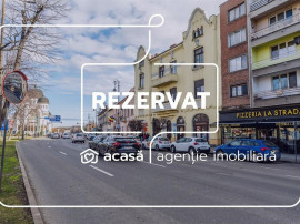 REZERVAT! 2 apartamente unificate, B-dul Revoluției, Ara...