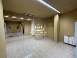 SAD - Spatiu comercial de 66 mp Central langa Piata 700