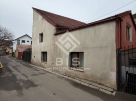 Casa de vanzare - zona Centru