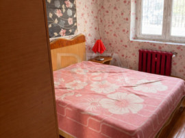 3 camere Vitan decomandat, an 1981, metrou, 62 mp, anvelopat