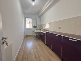 Ap. 1 cam decomandat, bloc nou, mobilat si utilat, se acceptă credit