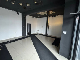 Otopeni sp 92 mp vitrina 8 m ideal clinica medicala