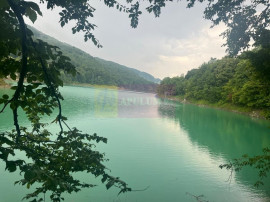 Teren cu deschidere la lac &ndash; Valea Doftanei, Prahova