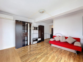 Apartament decomandat, 1 cameră, 36 mp, balcon, zona Iulius