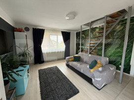Casa de v&acirc;nzare, 135 mp utili, panouri fotovoltaice 6.5 Kw,