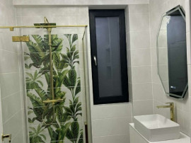 Apartament De Lux Cu 3 Camere Decomandate Zona Burdujeni - Cuza Voda 3