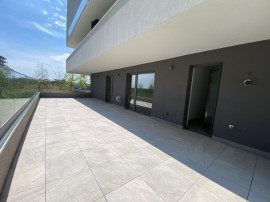 Apartament cu terasa generoasa - 3 camere finisat