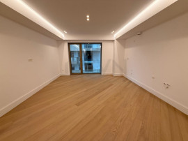 3 camere lux IANCU Nicolae