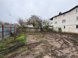 Teren intravilan 304 mp, Bulevardul Uverturii.