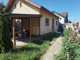 Casa parter 3 camere - Clinceni Centru -
