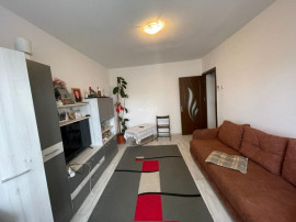 Apartament de vanzare, 2 camere, decomandat, zona Pacurari,