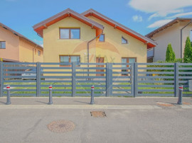 Casă individuală cu 4 camere - Teren generos de 534 mp,...