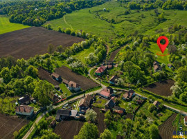 Domeniu de 3.400 mp cu traditionala casa, Suveica, Acatari M