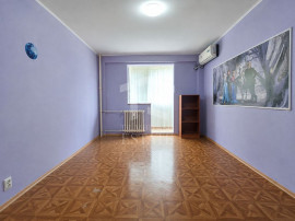 De Vanzare Apartament 2 camere zona Lacul Tei