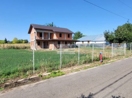 Vila la rosu Draganesti/Tecuci/Galati