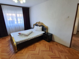 Apartament 2 camere decomandat zona Vasile Milea