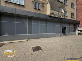 Locatie centrala cu front stradal amplu, ideala pentru birou