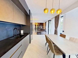 Apartament Ultra Lux | Bloc Nou | Parcare privata | Zona ...