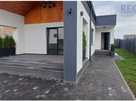 Casa 3 camere intabulata,la pret de apartament Izvor